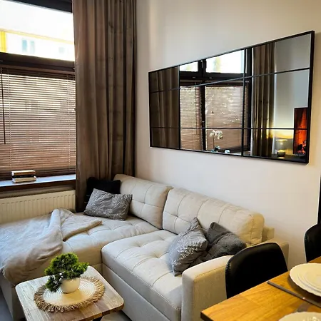 Apartamenty City Break 1 & 2 Promenada, Przy Jeziorze Daire *