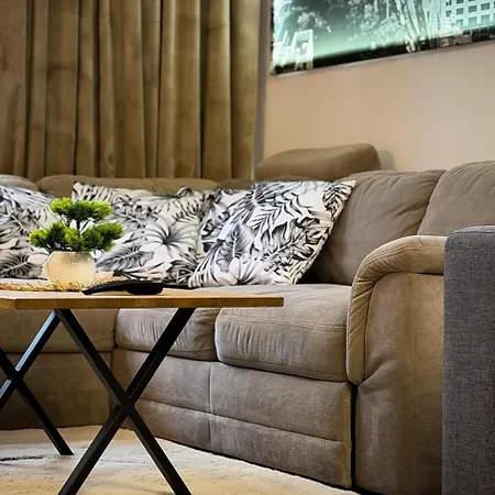 Apartamenty City Break 1 & 2 Promenada, Przy Jeziorze *