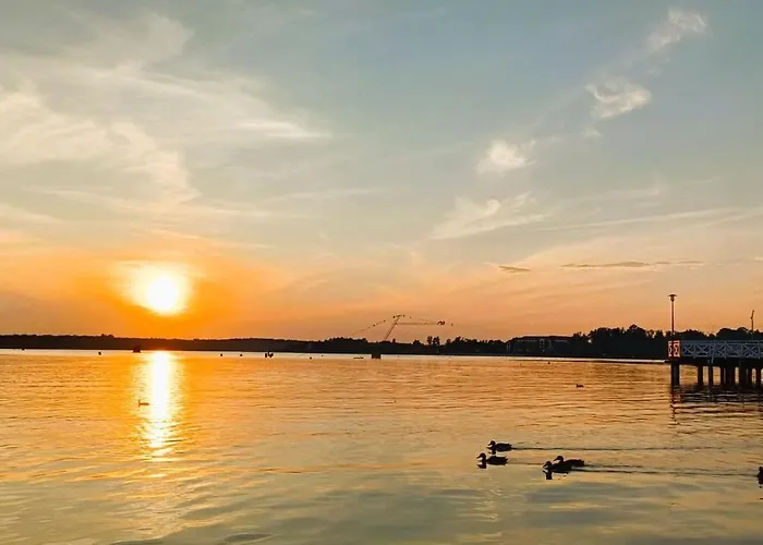 Break 1, Promenada Przy Jeziorze